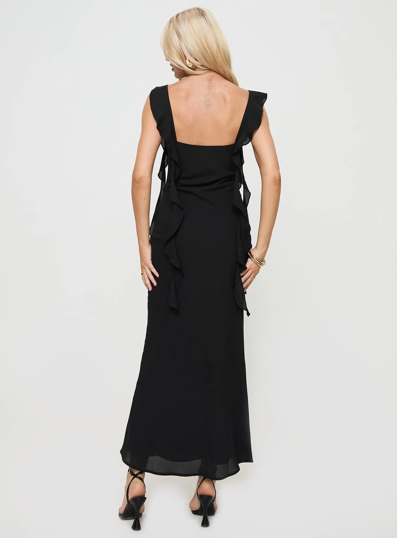 Romantic Form-Fitting Square Neck Ruffle Strap Open Back Maxi Evening Dress