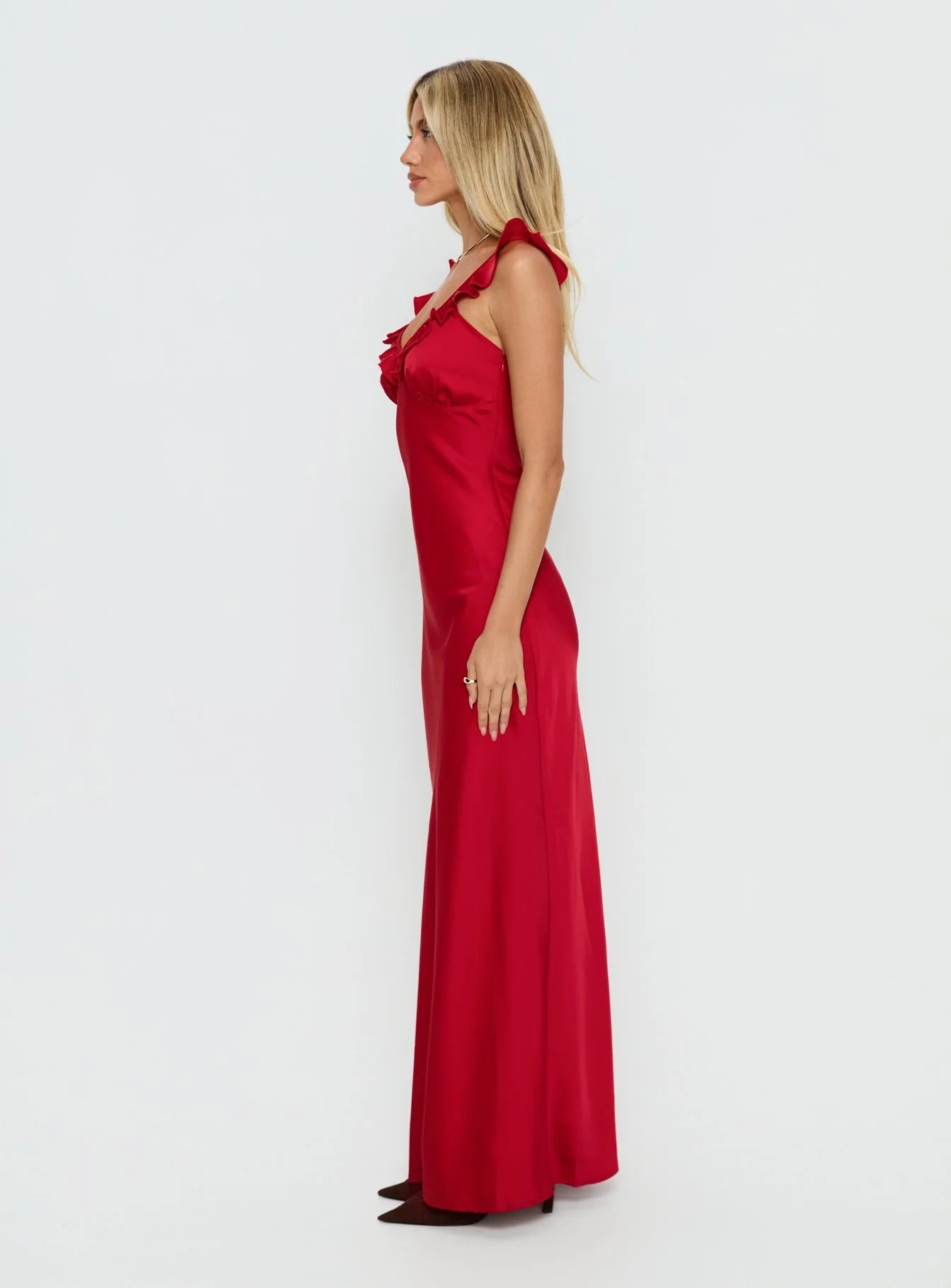 Romantic Ruffle Trim Sweetheart Neck Spaghetti Strap Satin Mermaid Evening Dress