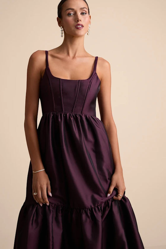 Romantic Tiered Evening Dresses with Square Neckline, Corset Bodice, Lace-Up Back Detail and Voluminous Ruffle Skirt Formal Gown
