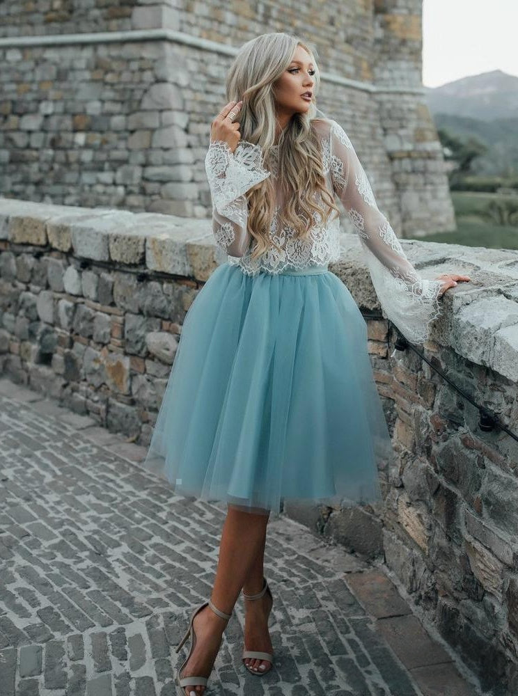 Romantic Two-tone White Dusty Blue A-line Round Neck Flare Sleeve Sheer Back Knee-length Homecoming Dresses