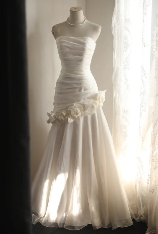Romantic Off-Shoulder Floral Satin Tulle Ball Gown Sweetheart Lace-Up Back Floor-Length Wedding Dresses