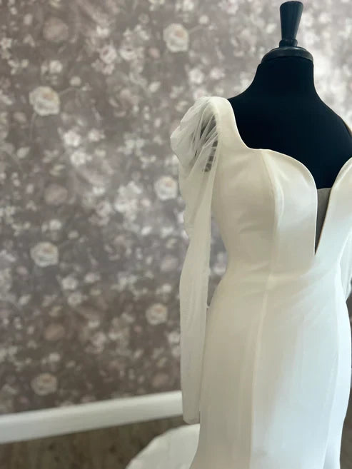 Romantic Satin Tulle Mermaid Sweetheart Plunge Long Puff Off-Shoulder Low Open Back Floor-Length Wedding Dresses
