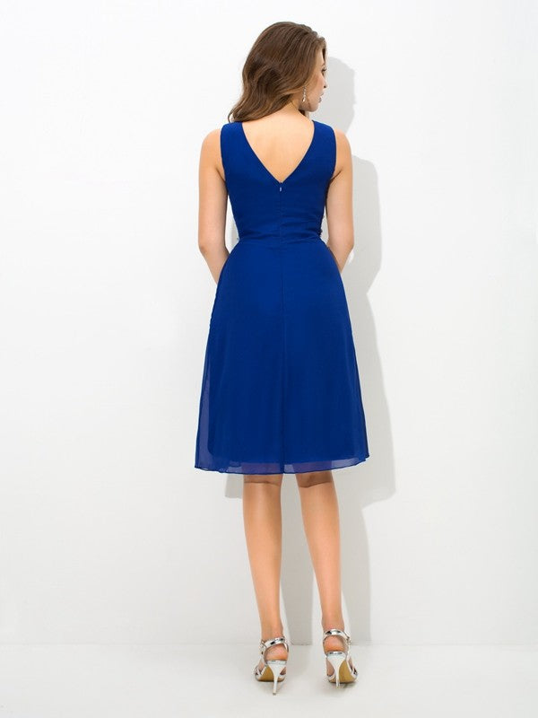 Royal Blue A-line Sleeveless Boat Neck Rhinestone Waist Knee Length Chiffon Cocktail Dress
