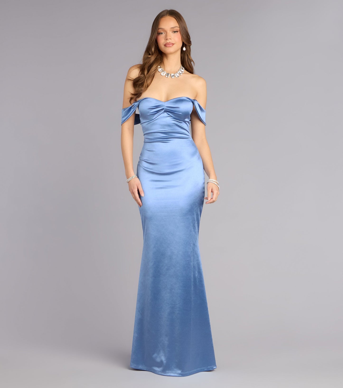 Elegant Satin Mermaid Off-Shoulder Sweetheart Ruched Floor-Length Evening Gown
