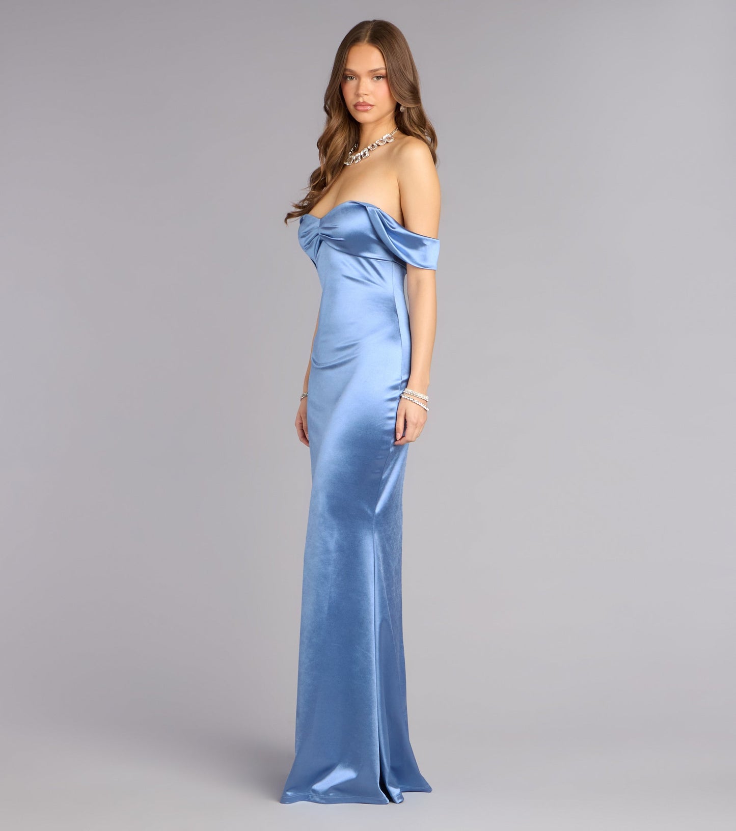 Elegant Satin Mermaid Off-Shoulder Sweetheart Ruched Floor-Length Evening Gown