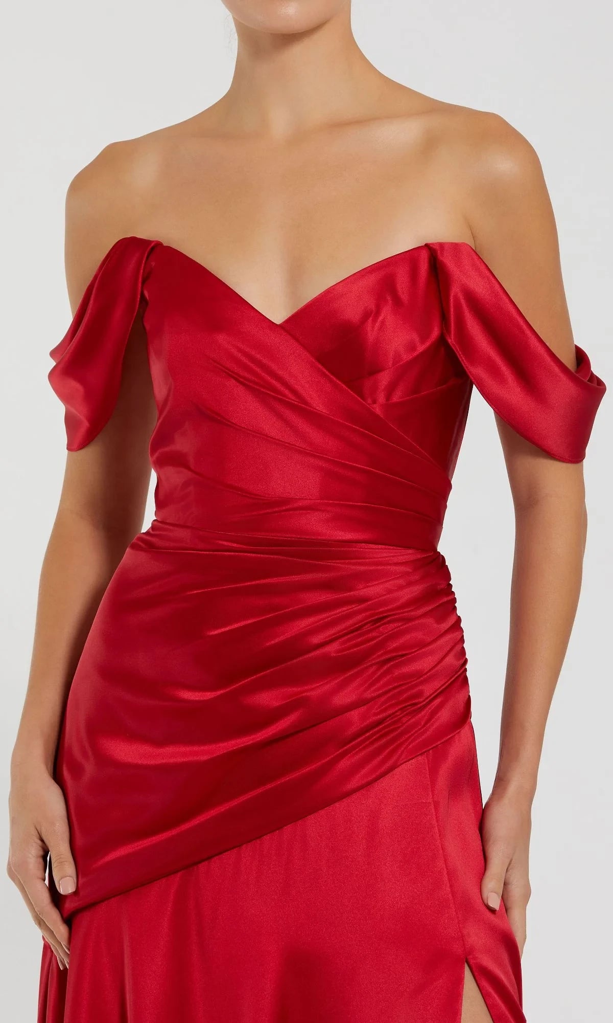 Shoulder less neckline with sleeveless pleats, backless side slit and floor length Prom dress