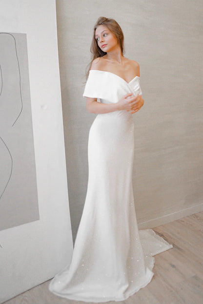 Simple Sexy Satin Mermaid Off-Shoulder Sweetheart Short Sleeves Lace-Up Back Floor-Length Wedding Dresses