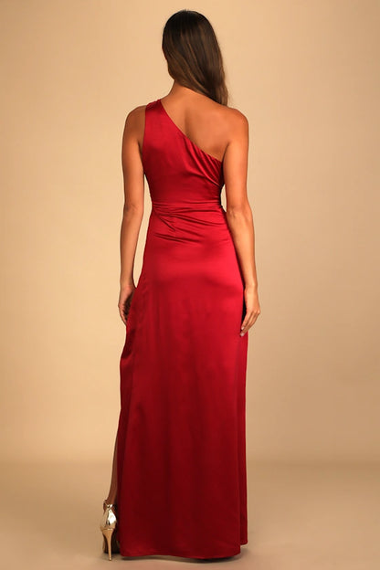 Sleek Satin Evening Dresses with One-Shoulder Neckline, Ruched Waist Detail, Daring High Slit and Form-Fitting Maxi Silhouette Formal Gown