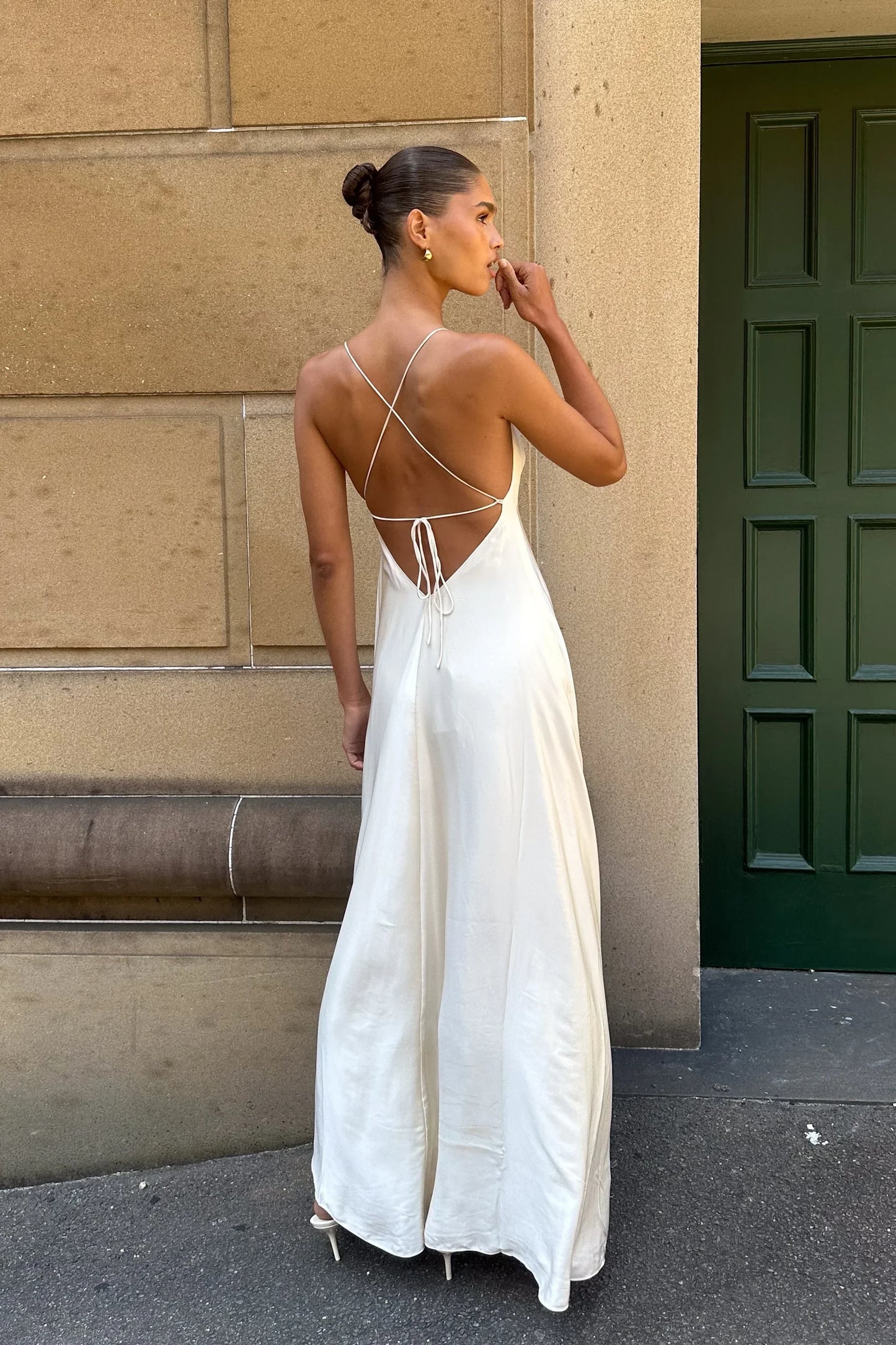 Sleek Satin A-Line Plunge V-Neck Sleeveless Criss-Cross Open Back Floor-Length Evening Dresses