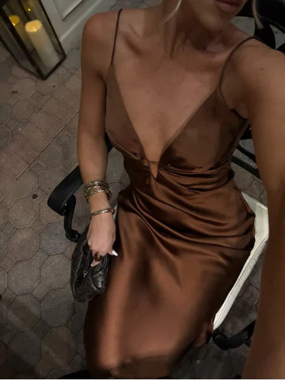 Sleek Satin Sheath Plunge V-Neck Spaghetti Strap Open Back Floor-Length Prom Dresses