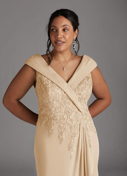 Sophisticated A-Line V-Neck 3/4 Sleeve Lace Floor Length Mother of the Bride Dress