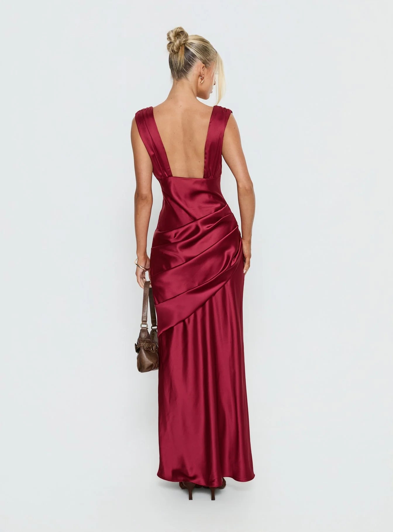Sophisticated Form-Fitting Deep V-Neck Sleeveless Open Back Ruched Maxi Evening Dress