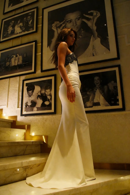 Sophisticated Lace-Bodice Satin Mermaid Strapless Sweetheart Sleeveless Zipper Back Floor-Length Evening Dresses