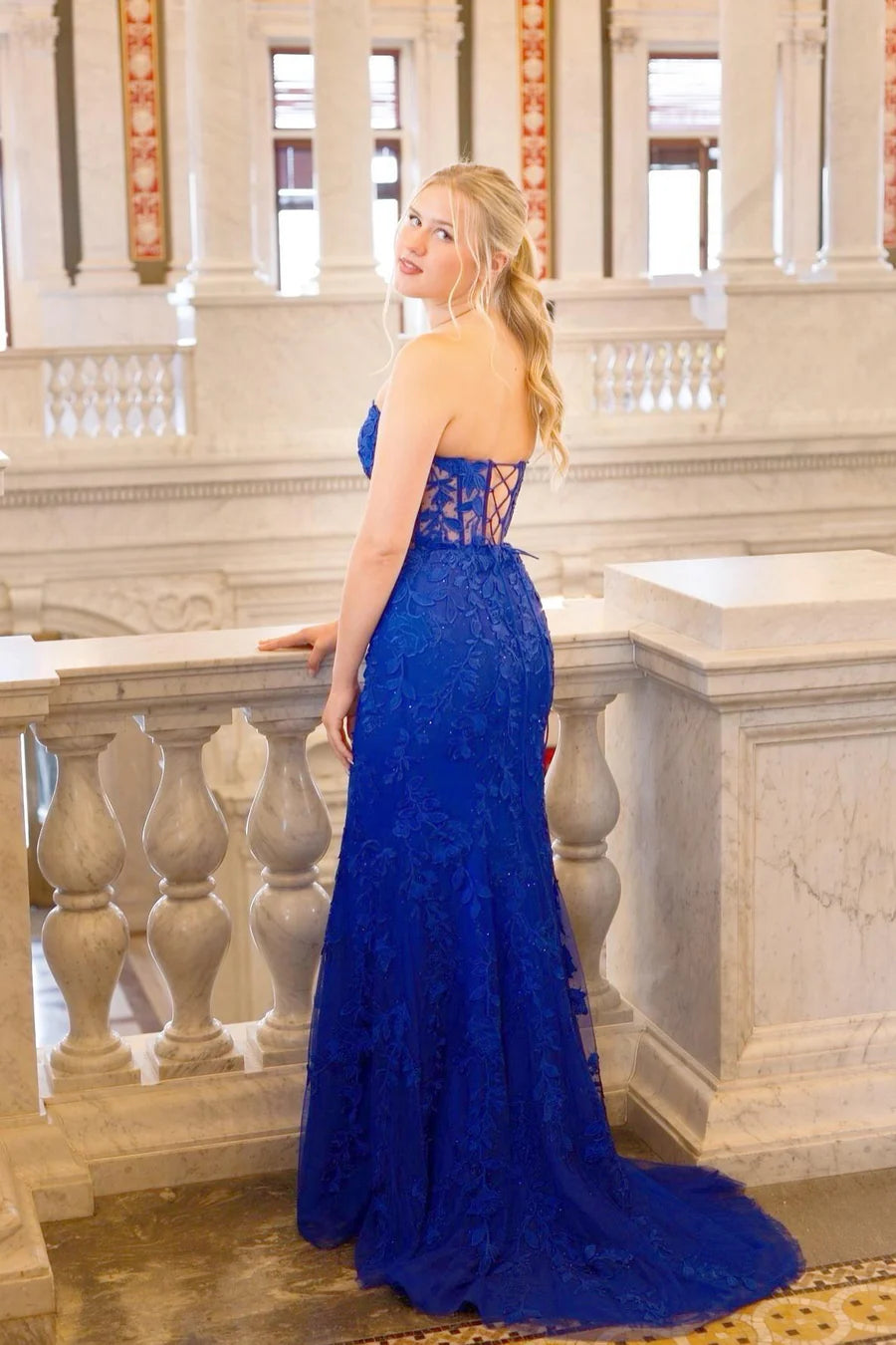 Elegant Tulle Lace Mermaid Sweetheart Strapless Floral Corset Floor-Length Prom Dress