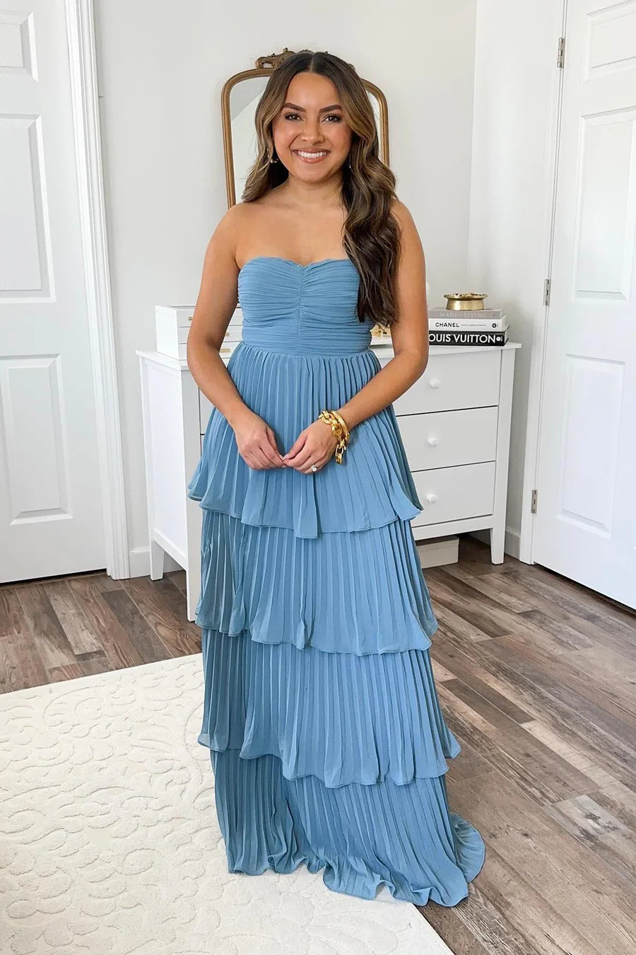 Elegant Chiffon A-Line Strapless Sweetheart Tiered Pleated Floor Length Prom Dress