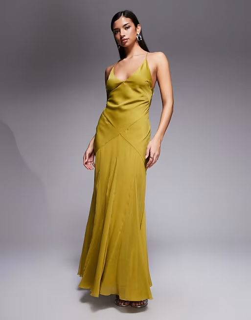 Striking Satin Bias Cut Maxi Dress Cowl V Neck Spaghetti Strap Open Back Evening Dresses