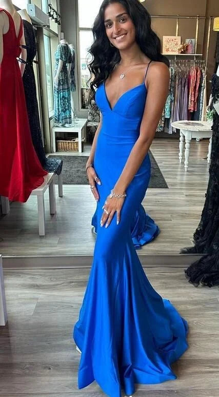 Striking Satin Mermaid V-Neck Spaghetti Strap Lace-Up Back Floor-Length Evening Dresses