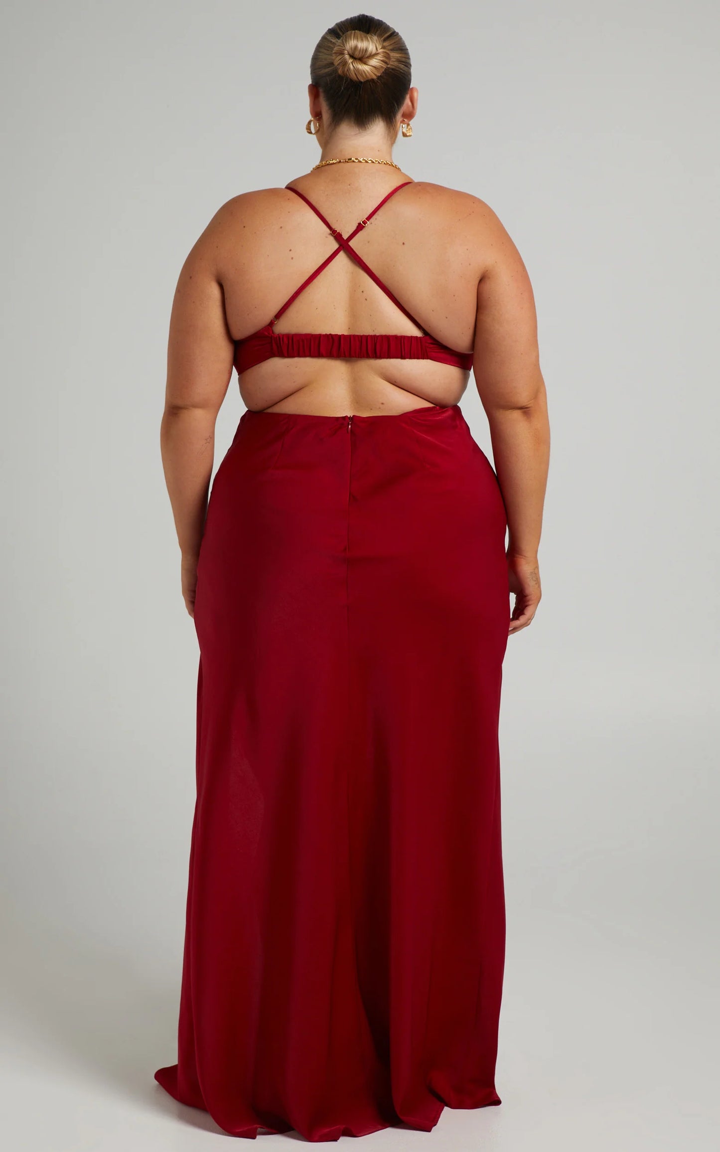 Sultry Mermaid Cowl Neck Spaghetti Strap Cutout Slit Floor Length Evening Dress