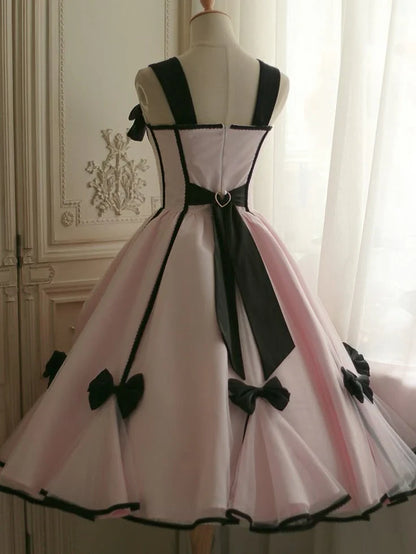Sweet Satin Tulle Ball Gown Sweetheart Sleeveless Sash Back Short Homecoming Dresses