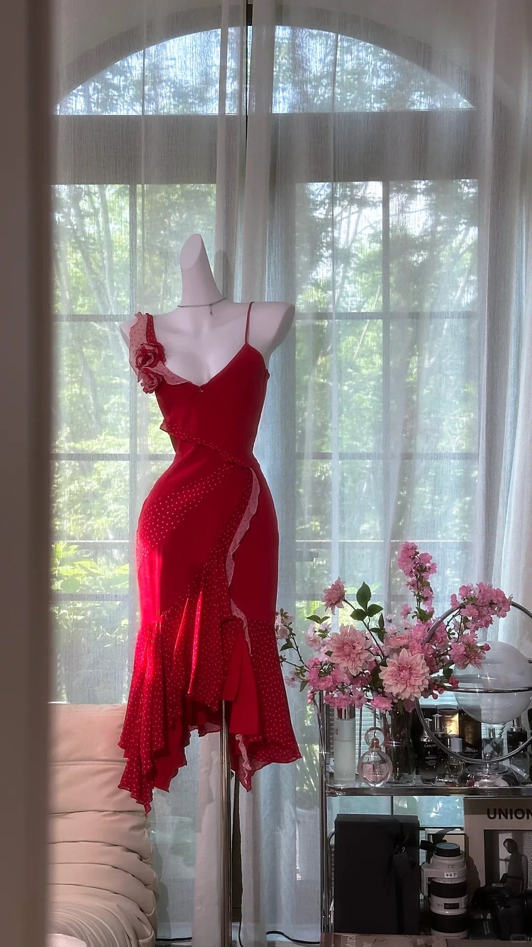 Vibrant Chiffon A-Line Sweetheart Neck Asymmetrical Strap Plain Back Asymmetrical Mini Length Homecoming Dresses