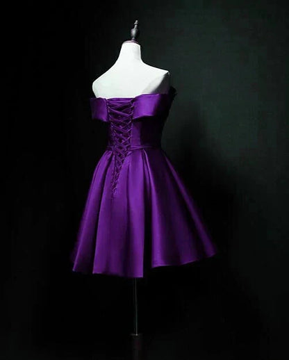 Vibrant Satin A-Line Off-Shoulder Sleeveless Lace-Up Back Short Homecoming Dresses