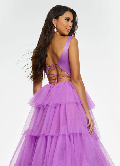 Vibrant Tulle Ball Gown Scoop Neck Sleeveless Lace-Up Back Floor-Length Evening Dresses