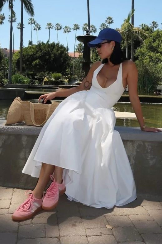 Voluminous Strapless A-Line Sleeveless Midi Length Prom Dress