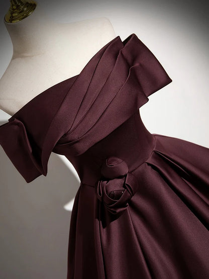 Voluminous ball gown off-the-shoulder lace-up back floral appliqué floor-length prom dress