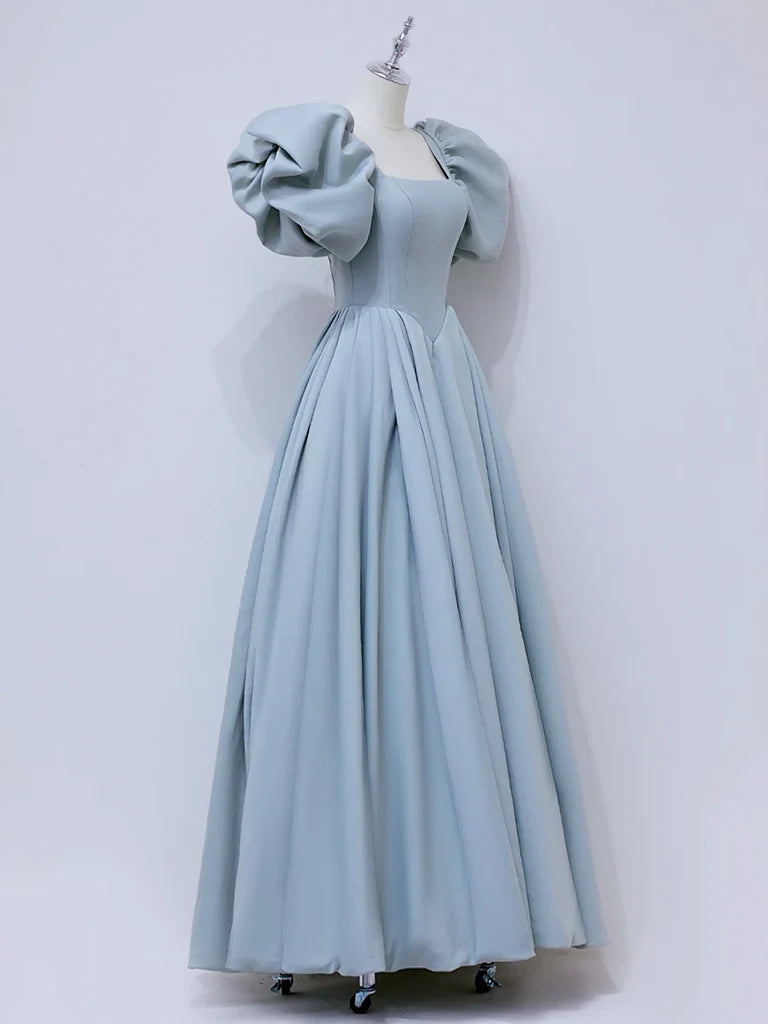 Voluminous ball gown square-neck puff-sleeve open-back floor-length prom dress
