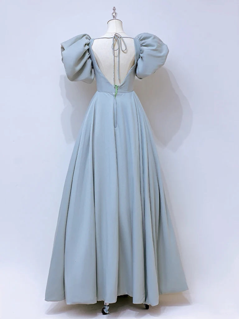 Voluminous ball gown square-neck puff-sleeve open-back floor-length prom dress