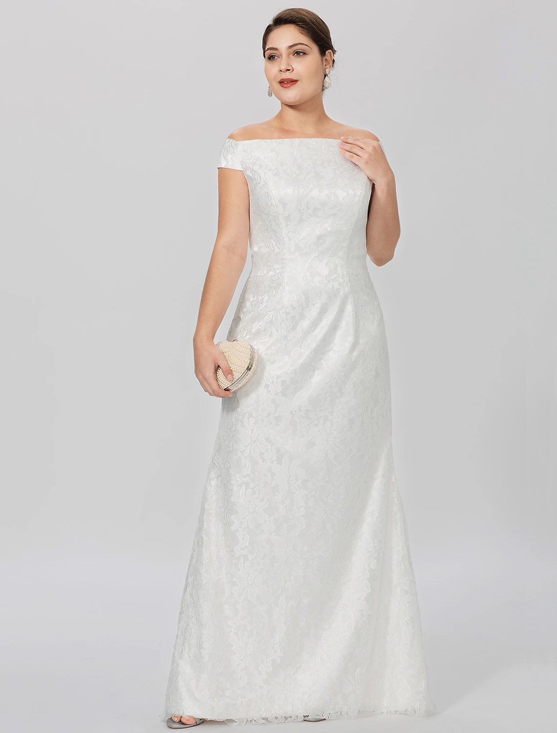 Sheath / Column Mother of the Bride Dress Formal Classic & Timeless Elegant & Luxurious Plus Size Off Shoulder Floor Length All Over Lace Short Sleeve No with Lace