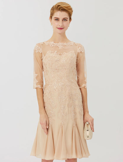 Sheath / Column Mother of the Bride Dress Classic & Timeless Elegant & Luxurious Beautiful Back Illusion Neck Knee Length Chiffon All Over Lace Half Sleeve with Appliques / See Through