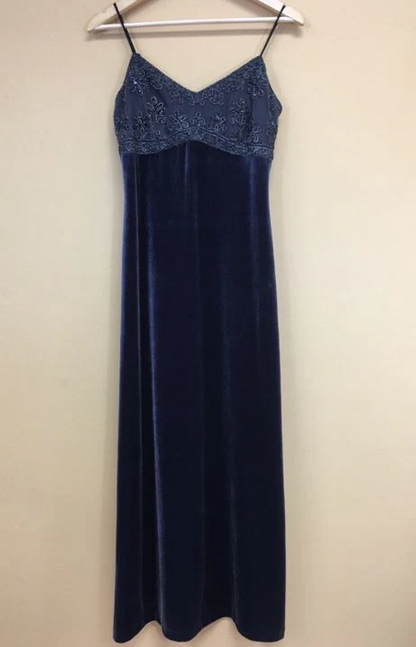 Elegant Velvet V-Neck Spaghetti Strap Lace-Trim Floor-Length A-Line Prom Dress