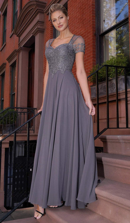 Elegant A Line Sweetheart Neck Short Sleeves Illusion Back Floor Length Mother of the Bride Dress