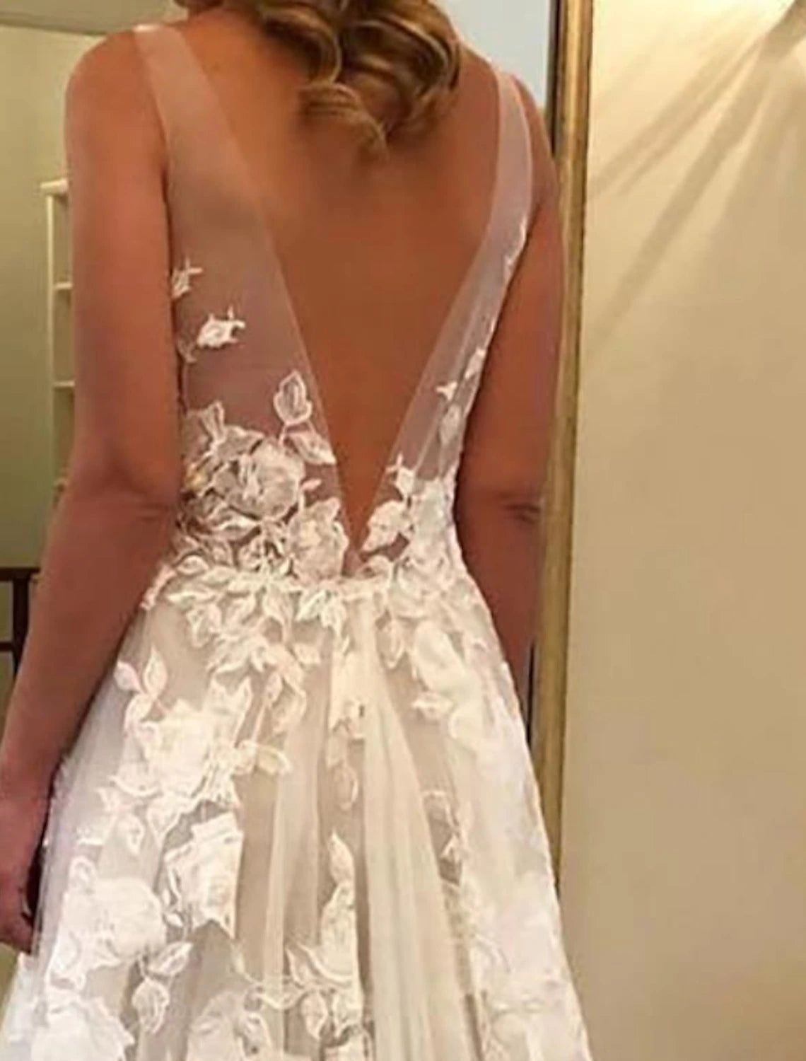 Beach Boho Wedding Dresses A-Line V Neck Sleeveless Sweep / Brush Train Lace Bridal Gowns With Appliques Summer Fall Wedding Party   Women‘s Clothing