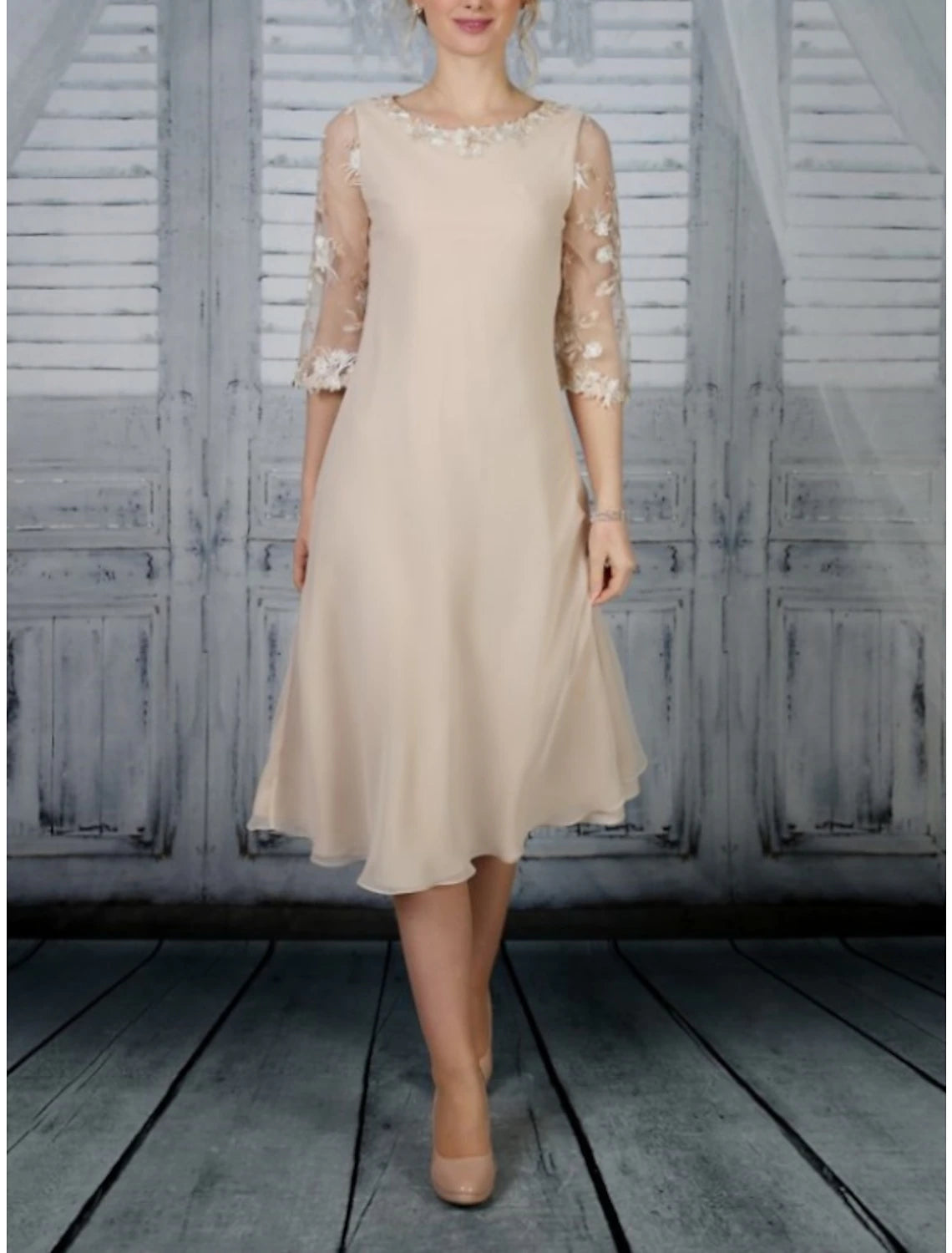 Elegant Sheath Scoop Neck Half Sleeve Tea Length Mother of the Bride Dress