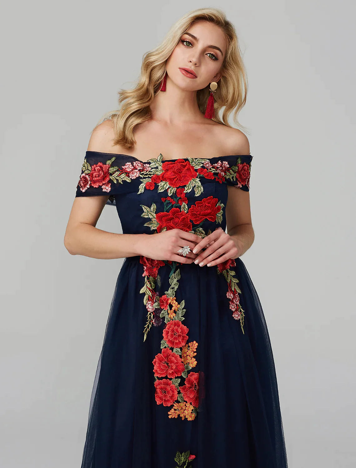 A-Line Prom Dresses Dress Wedding Guest Floor Length Sleeveless Off Shoulder Lace Over Tulle with Embroidery Appliques