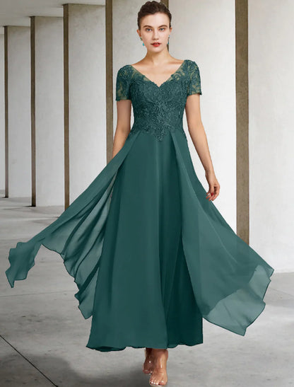 A-Line Mother of the Bride Dress Plus Size Elegant V Neck Ankle Length Chiffon Lace Short Sleeve Appliques